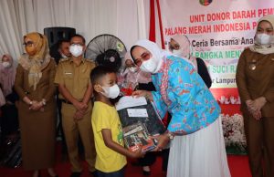 Sambut Bulan Suci Ramadhan, Ketua PMI Provinsi Lampung Berbagi Bersama Penderita Thalasemia